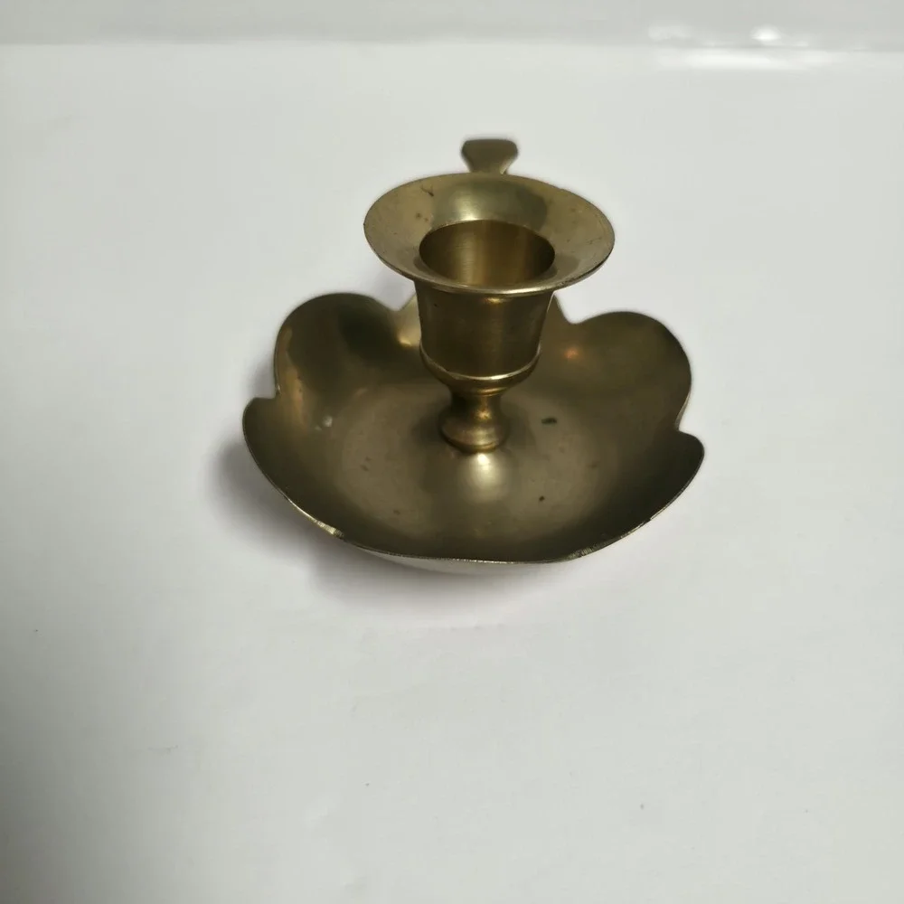 Vintage Brass Chamberstick Candle Holder Finger Loop Scalloped Petal Base